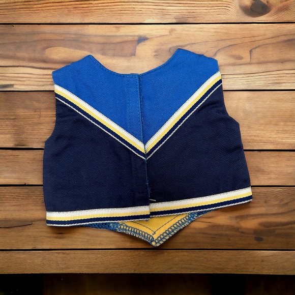 American Girl 28” Doll Cheerleading Outfit III Released 2003 Retired 2005 GUC - Picture 4 of 13